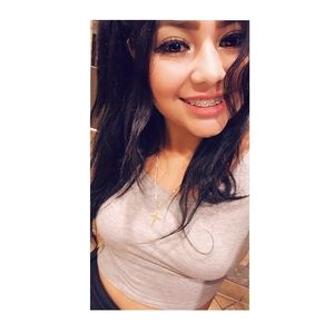 Meet your Posher, Fatima